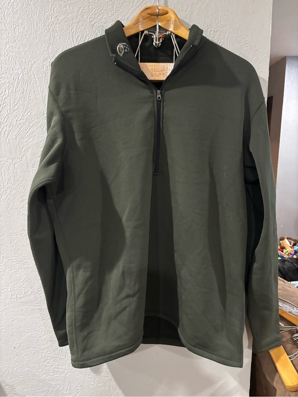 Mountain Hardwear Sweatshirt Mens X-Large Green 1/4 Zip Lined Pullover USA Made